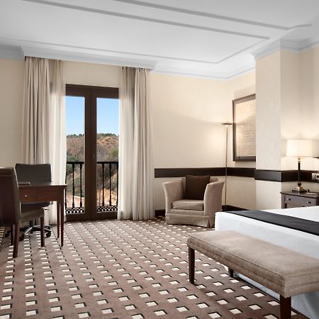 فندق يوروستارز بالاسيو بوينافيستا توليدو المظهر الخارجي الصورة A room at the hotel