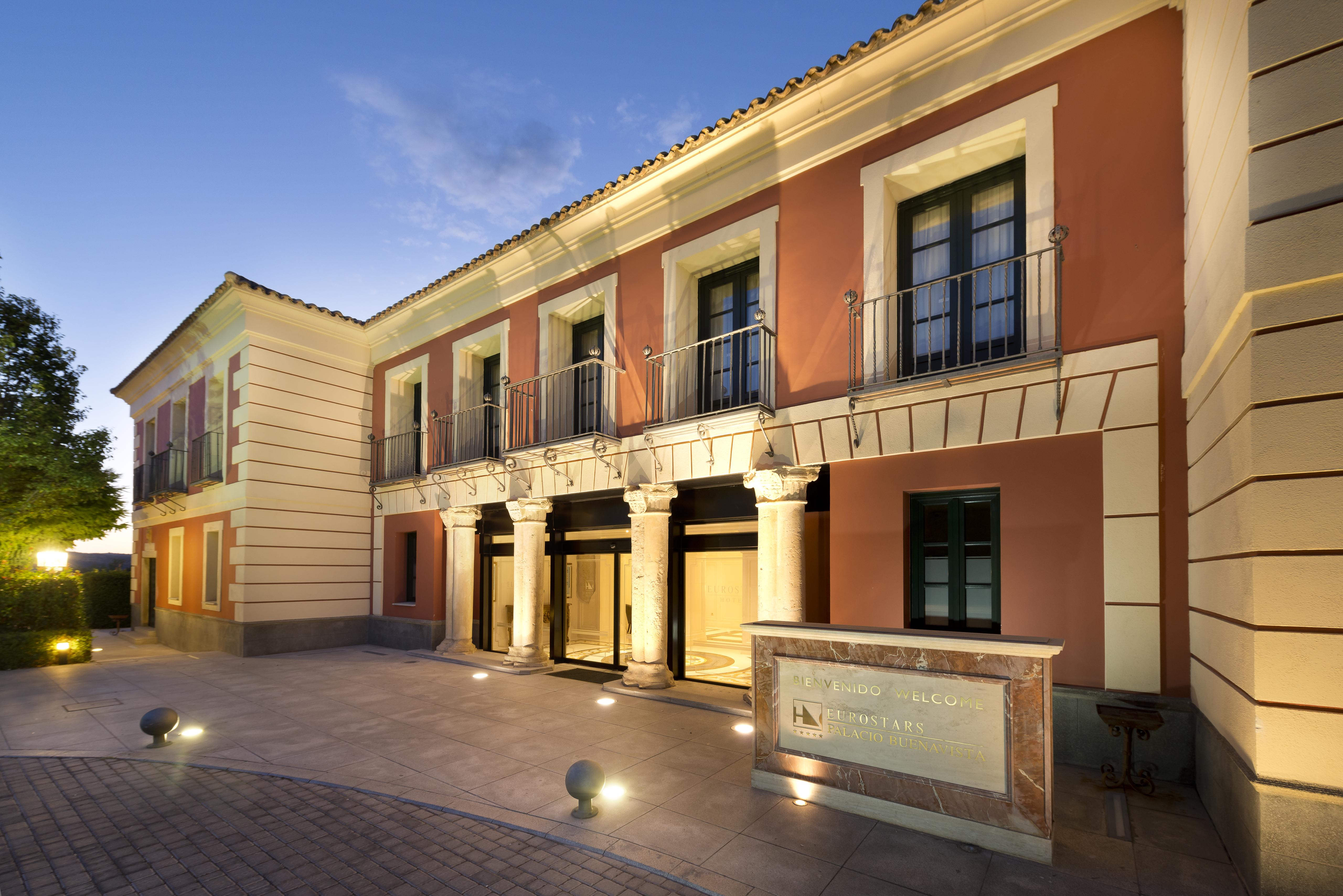 فندق يوروستارز بالاسيو بوينافيستا توليدو المظهر الخارجي الصورة The main entrance of the museum