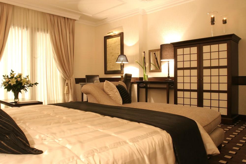 فندق يوروستارز بالاسيو بوينافيستا توليدو المظهر الخارجي الصورة A bedroom